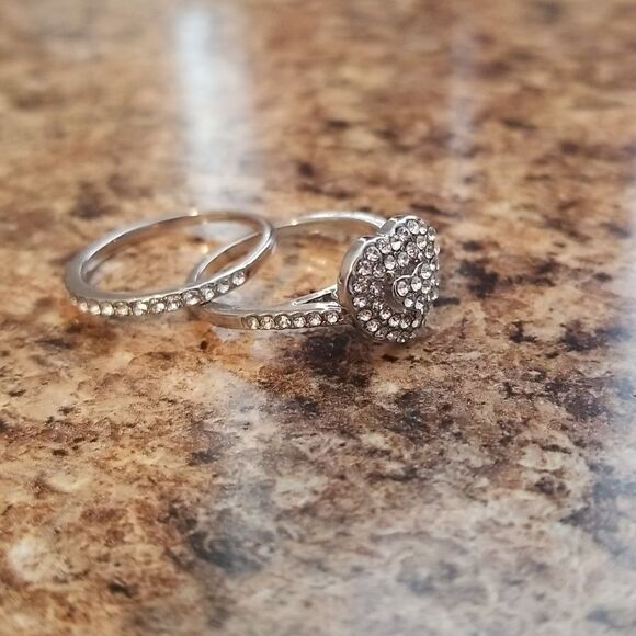 Zircon 2 pc heart shaped ring set size 6 - Picture 7 of 10